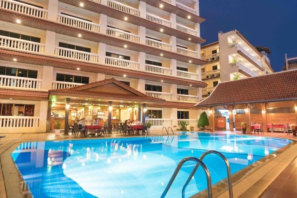 The Residence Garden Pattaya Ngoại thất bức ảnh